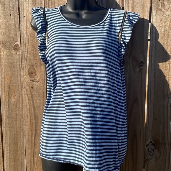 MICHAEL Michael Kors Tops - 𝅺MICHAEL Michael Kors women's t-shirt blue stripe ruffled cap sleeves size xl